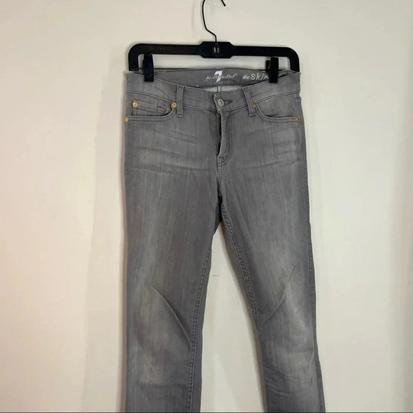 7 For All Mankind The Skinny Jean in Grey - Picture 3 of 9